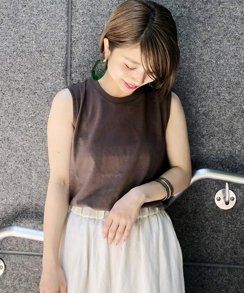 シングルジャージークルーネックノースリーブプルオーバー