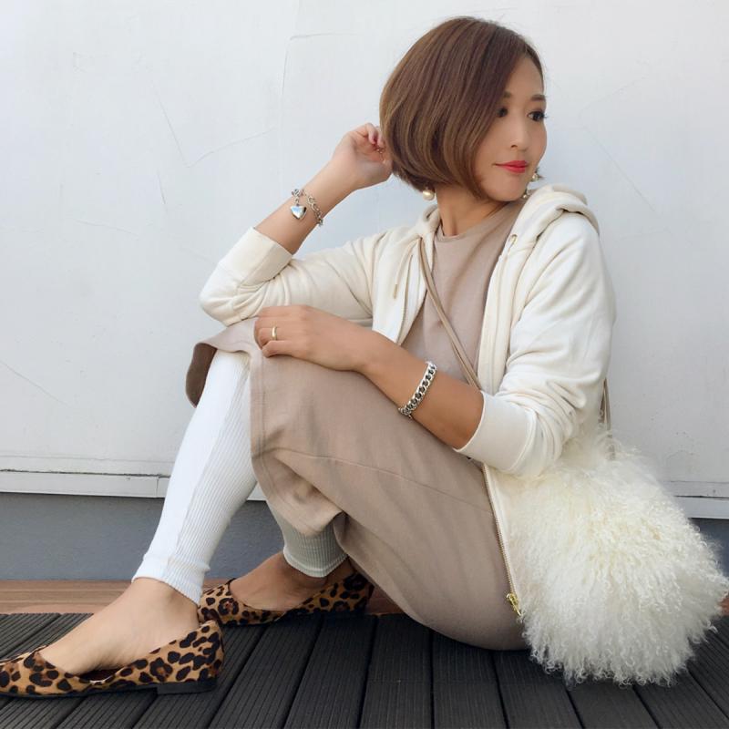 {{.FirstItem.Brand.Name}}({{.FirstItem.Brand.NameKana}})の「{{.FirstItem.Name}}」を使った{{.PostType}}