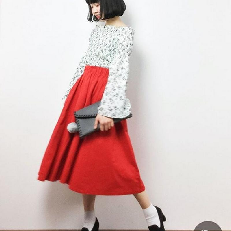 {{.FirstItem.Brand.Name}}({{.FirstItem.Brand.NameKana}})の「{{.FirstItem.Name}}」を使った{{.PostType}}