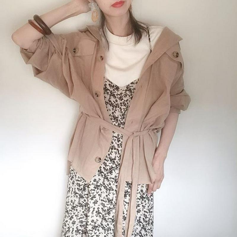 Satoemi1002 Jungle Jungle ジャングル ジャングル の レディース ワンピース 花柄 小花柄 キャミワンピース キャミ フレア ゆったり 体型カバー ブラック ベージュ 黒 デイリー をあわせたコーディネート Parte