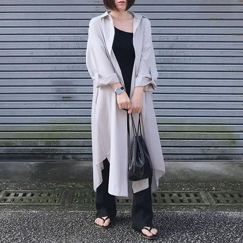 SUGAR BISKET(シュガービスケット)の「【半額SALE】8/8 10時〜24時間限定!シフォン切替 シャツワンピース シャツワンピ ロングシャツ レディース バックシフ」をあわせたコーディネートです