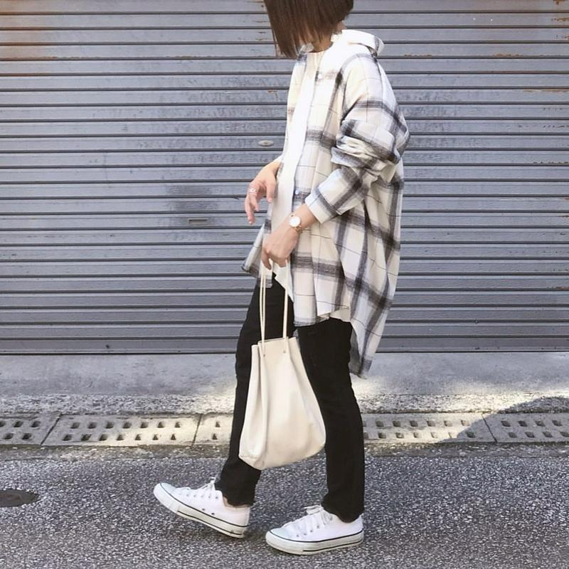 CANAL JEAN(キャナルジーン)の「TODAYFUL(トゥデイフル)''Soft Leather Purse''/ソフトレザー巾着BAG/11911039」をあわせたコーディネートです