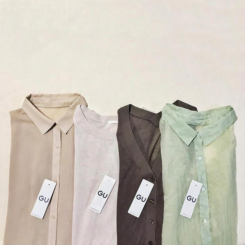 GU(ジーユー)の「シアーオーバーサイズセーター(長袖)Q」をあわせたコーディネートです