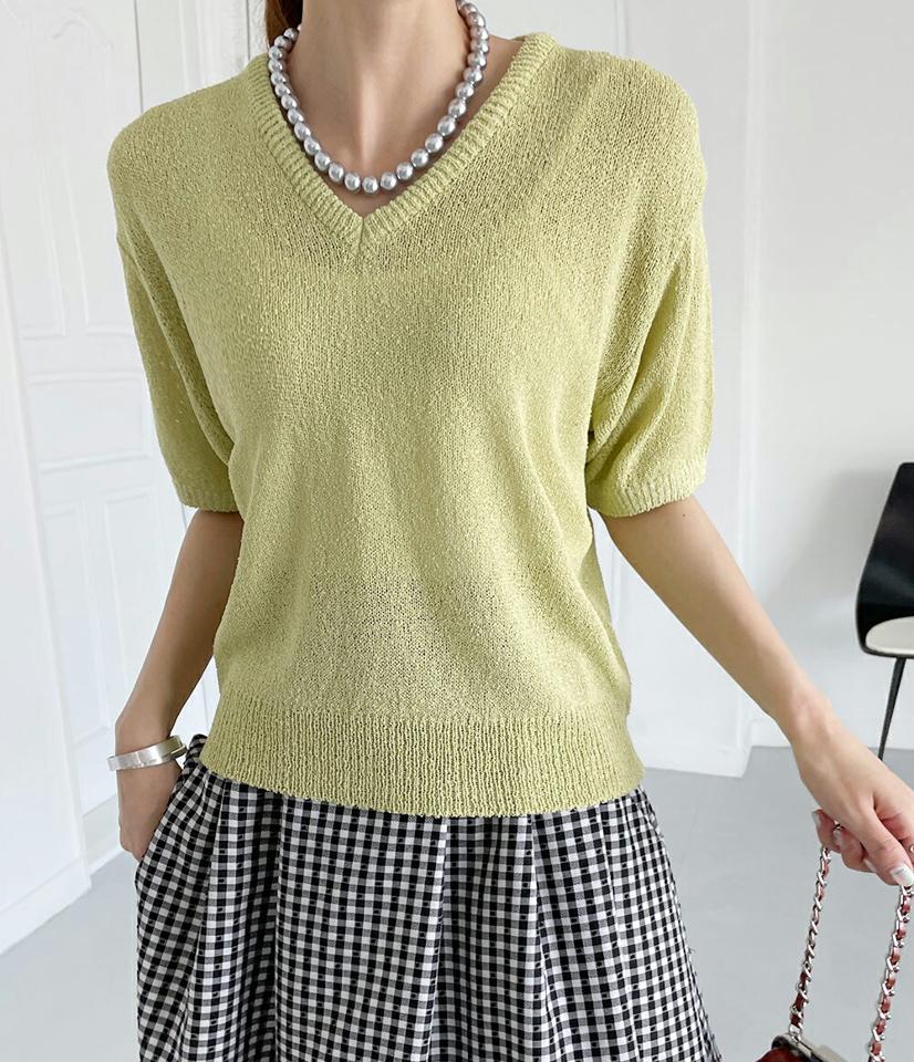 Vネック半袖ニット・t72757 レディース 【tops】トップス 半袖 ニット 単色 無地 シンプル ベーシック パステル Vネック 鎖骨 デコルテ ルーズ 二の腕カバー カラバリ 春 夏 フェミニン カジュアル 黄緑 韓国ファッション ハイホリHIHOLLI