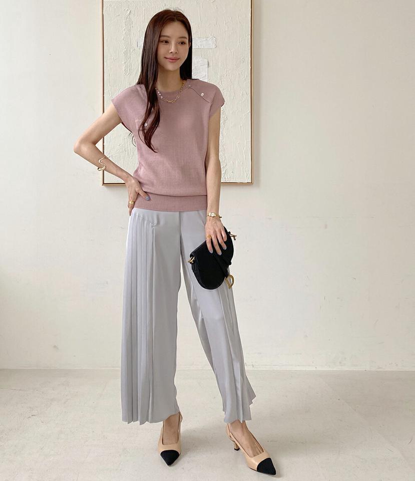 フラップフェイクボタンニット・b72452 レディース 【tops】トップス ニット 半袖 ボタン シンプル ベーシック オフィスカジュアル パステル 春 夏 フェミニン きれいめ 上品 ピンク かわいい 可愛い サマーニット 韓国ファッション ハイホリHIHOLLI