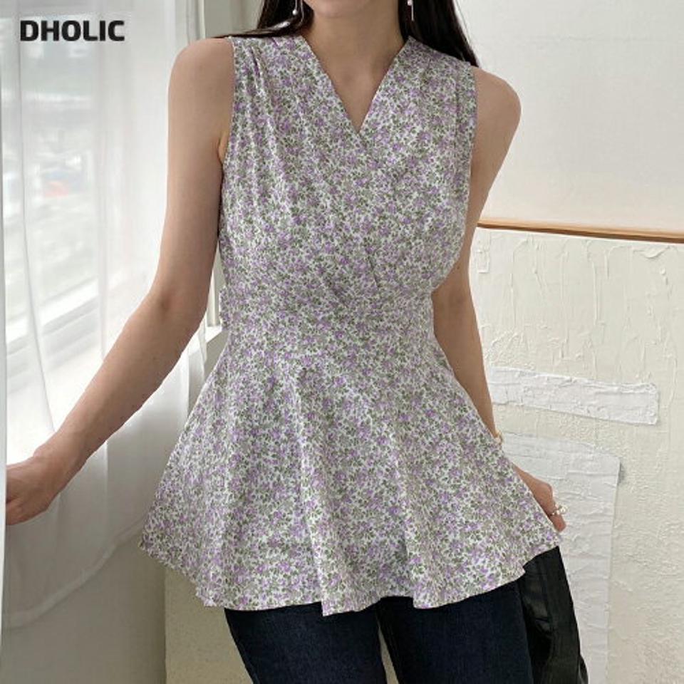 小花柄ペプラムノースリーブ・t72460 レディース 【tops】トップス ノースリーブ スリーブレス ペプラム お腹カバー ペプラム 柄 模様 花柄 総柄 Vネック 鎖骨 デコルテ 春 夏 フェミニン 上品 紫 パープル 韓国ファッション ハイホリHIHOLLI