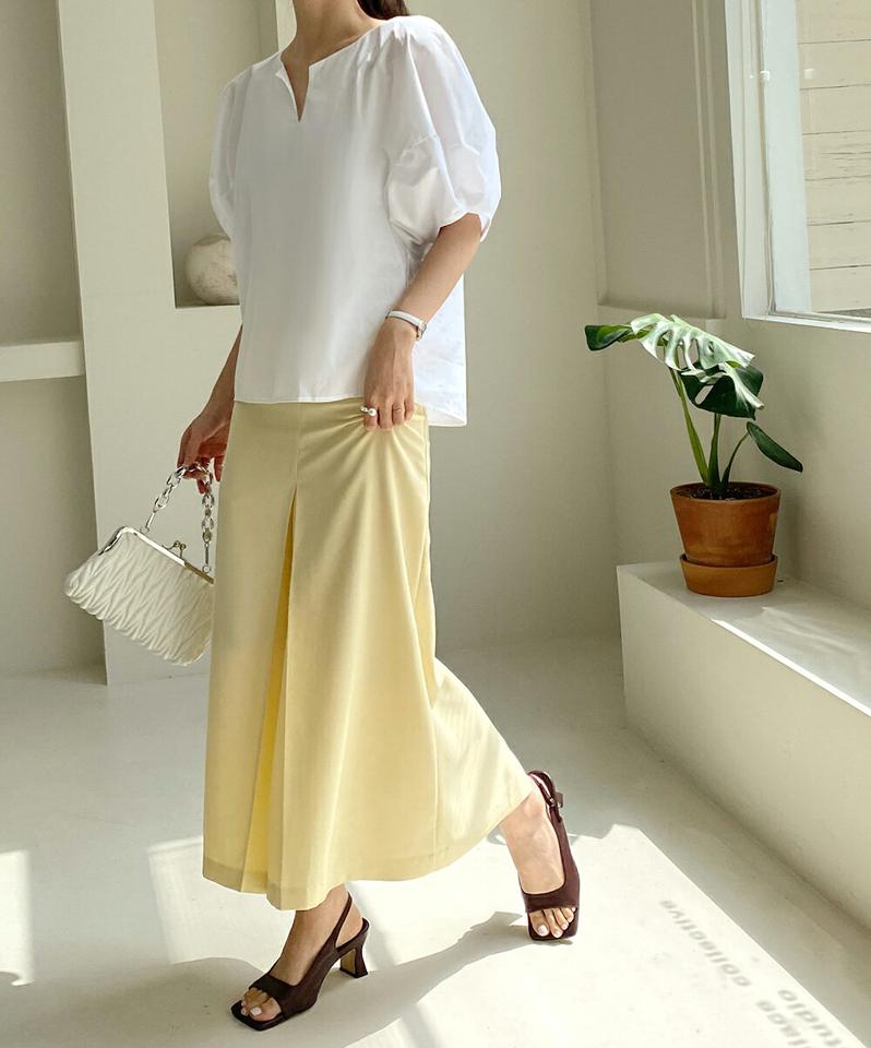 キーネックバルーンブラウス・b72456 レディース 【bl】ブラウス トップス 半袖 単色 無地 シンプル ユニーク バルーン袖 二の腕カバー スリット 楽ちん ゆったり 綿 コットン 春 夏 フェミニン 上品 白 ホワイト 韓国ファッション ハイホリHIHOLLI