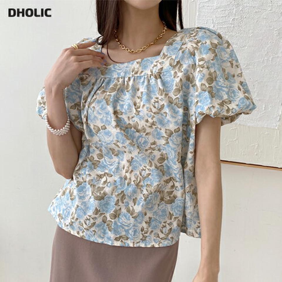 【10%OFF】花柄パフスリーブブラウス・b72459 レディース 【bl】ブラウス トップス 半袖 柄 模様 花柄 パステル パフ袖 パフスリーブ スクエアネック 鎖骨 デコルテ 二の腕カバー ギャザー 春 夏 フェミニン 水色 上品 韓国ファッション ハイホリHIHOLLI セール SALE