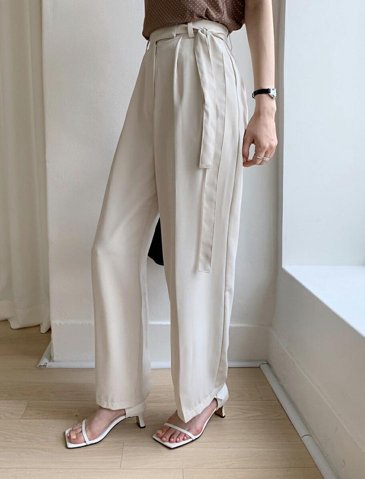 サイドリボンスラックス・t00918 レディース 【pt】スラックス パンツ ロング丈 単色 無地 シンプル ベーシック ユニーク りぼん リボン ハイウエスト ワイド ストレート オフィスカジュアル 春 夏 フェミニン 白 韓国ファッション ハイホリHIHOLLI