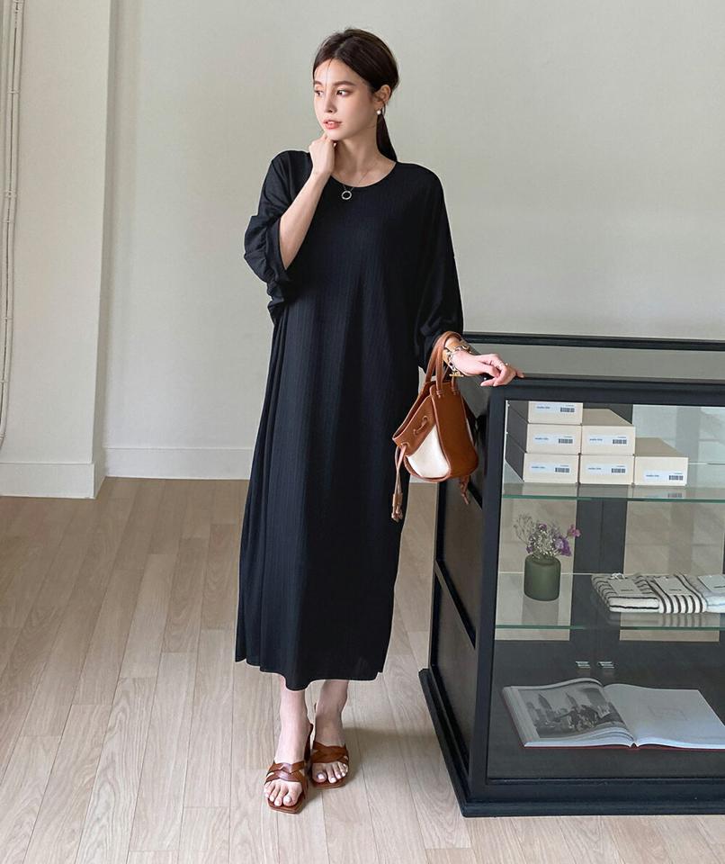 【10%OFF】リブパフスリーブワンピース・t00910 レディース 【ops】ワンピース ロング丈 七分袖 7分袖 体型カバー ゆったり 楽ちん 単色 無地 シンプル ベーシック パフ袖 パフスリーブ フレア 春 夏 フェミニン 大人 韓国ファッション ハイホリHIHOLLI セール SALE