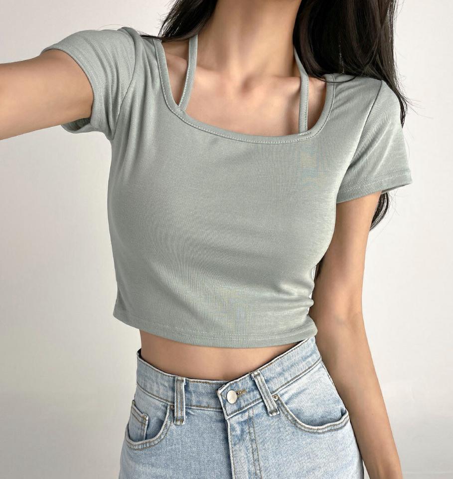 スクエアホルターネックTシャツ・t03022 レディース 【tops】トップス Tシャツ 半袖 デコルテ 鎖骨 ホルターネック スクエアネック 単色 無地 へそ出し 肌見せ カジュアル 韓スト ストリート クロップド丈 緑 夏 韓国ファッション