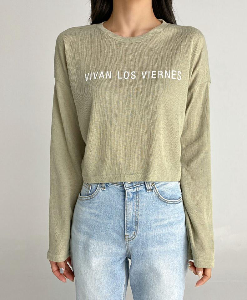 クロップドレタリングTシャツ・t03051 レディース 【tops】トップス Tシャツ 長袖 ロンT ドロップショルダー ロゴ レタリング ラウンドネック カジュアル シンプル ロゴT カーキ 緑 夏 韓国ファッション
