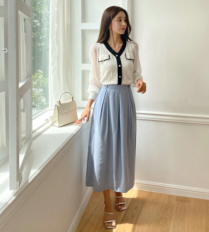 シアースリーブ配色パンチングニット・b01443 レディース 【tops】トップス ニット 年上 長袖 透け感 シアー シースルー パンチング パールボタン フェミニン 高級感 異素材 大人 パフスリーブ モノトーン 春 秋 韓国ファッション