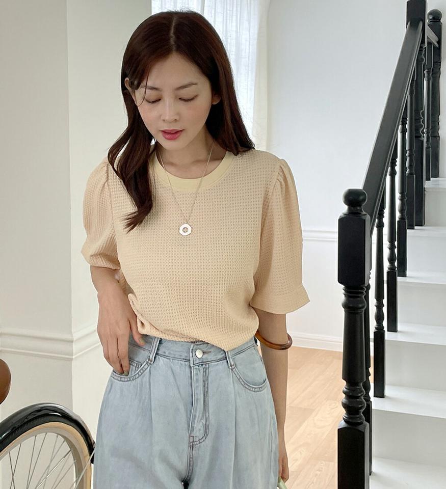 ワッフルパフスリーブTシャツ・b01448 レディース 【tops】トップス Tシャツ 半袖 パフスリーブ ワッフル ラウンドネック カジュアル 単色 無地 かわいい 二の腕カバー 黄色 夏 韓国ファッション