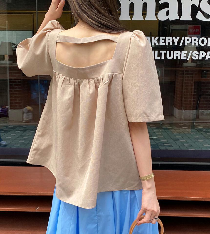 【10%OFF】ストラップスクエアネックブラウス・t72784 レディース 【bl】ブラウス トップス 半袖 単色 無地 シンプル ベーシック スクエアネック 鎖骨 デコルテ パフ袖 パフスリーブ 二の腕カバー 春 夏 ベージュ 韓国ファッション ハイホリHIHOLLI セール SALE
