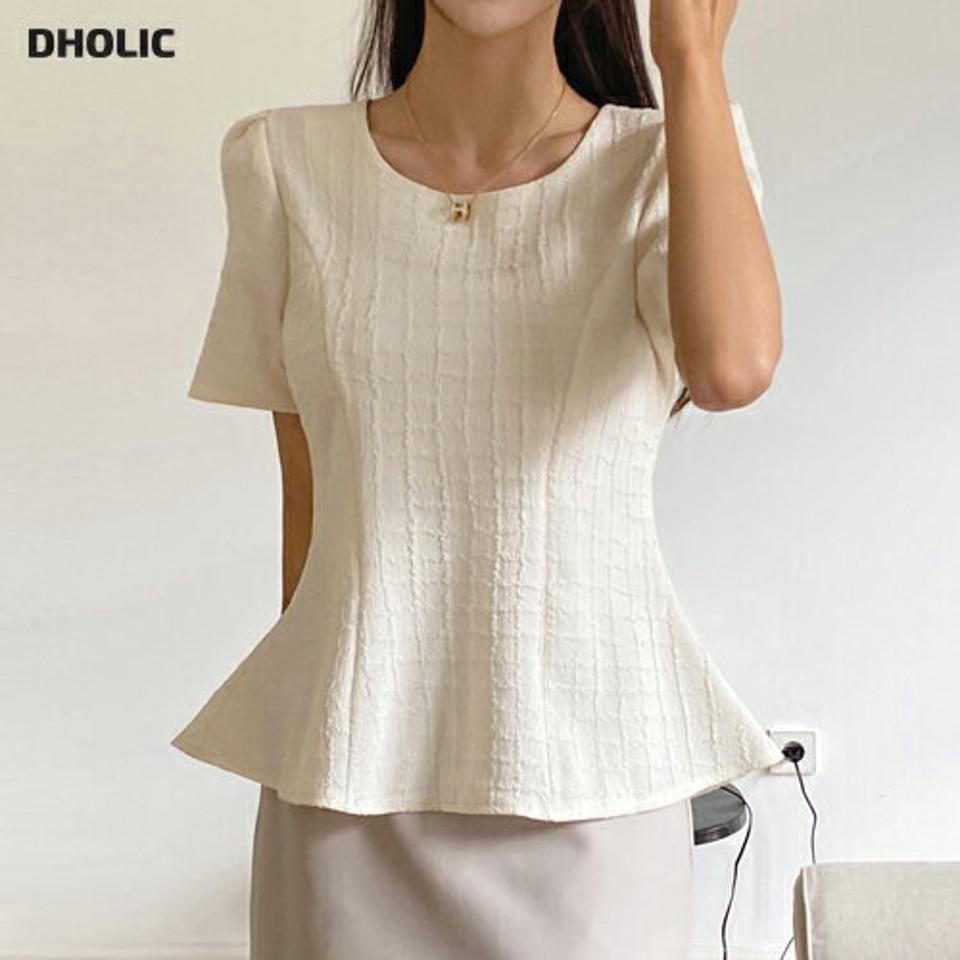 【10%OFF】エンボスチェックパフブラウス・b68273 レディース 【bl】トップス ブラウス 半袖 フレア チェック柄 エンボス パフスリーブ フェミニン かわいい ラウンドネック 上品 高級感 夏 韓国ファッション セール SALE