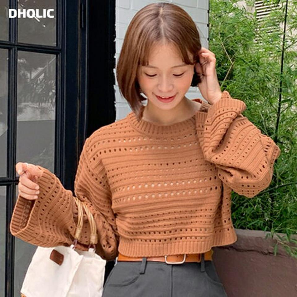 パンチングクロップドニット・t68334 レディース 【tops】トップス ニット 長袖 ラウンドネック パンチング 透け感 シースルー クロップド丈 ワイドスリーブ ラフ カジュアル ドロップショルダー 春 秋 韓国ファッション