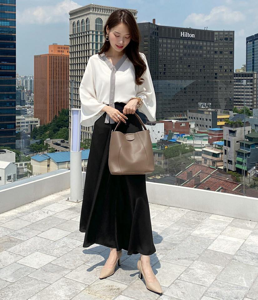 配色リボンブラウス・t00940 レディース 【bl】ブラウス トップス 配色 柄 模様 Vネック 鎖骨 デコルテ リボン りぼん タイ フレア 七分袖 7分袖 オフィスカジュアル 春 秋 フェミニン 大人 パステル 白 韓国ファッション ハイホリHIHOLLI