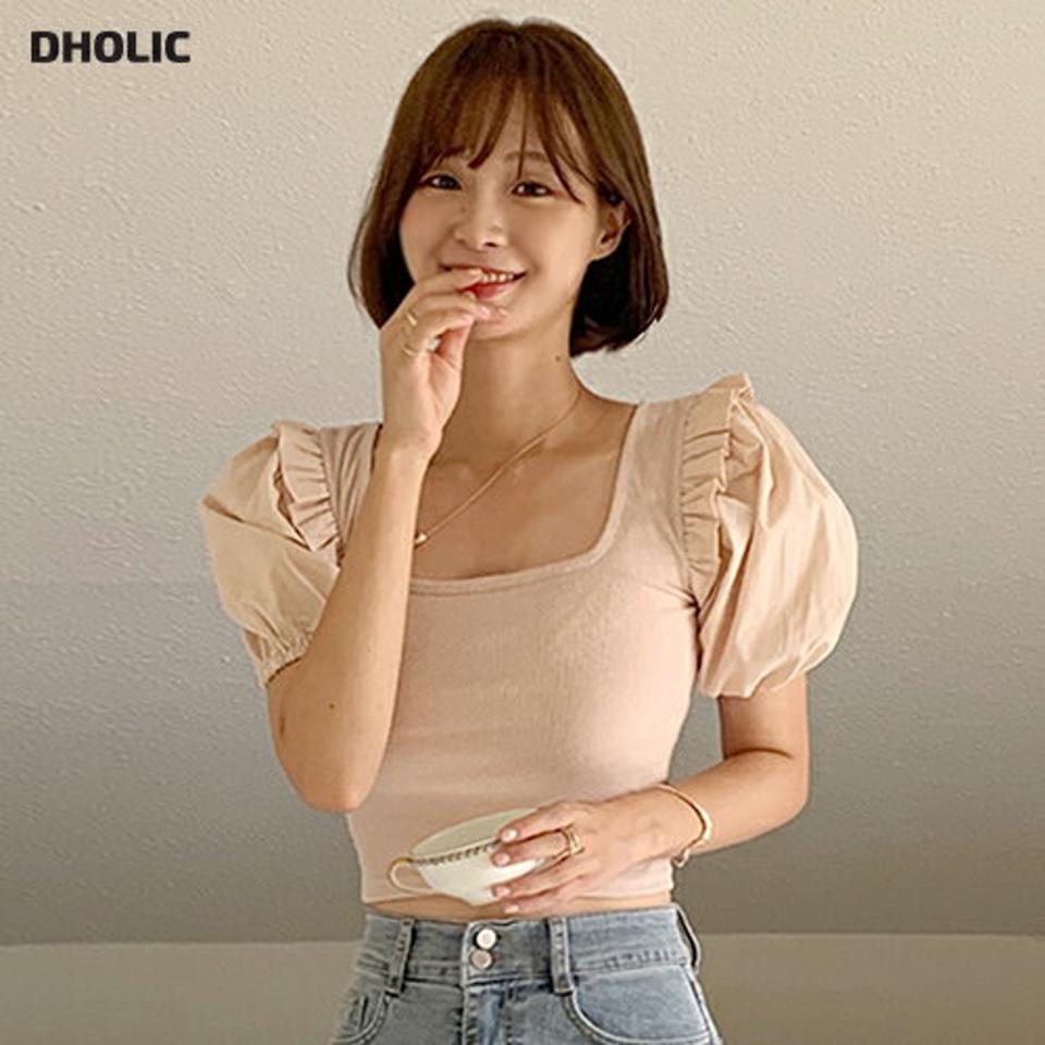 スクエアネックフリルパフTシャツ・t67492 レディース 【tops】トップス Tシャツ 半袖 パフスリーブ スクエアネック フリル ガーリー かわいい 可愛い 大人 単色 無地 シンプル スリム タイト リブ ベージュ 夏 韓国ファッション