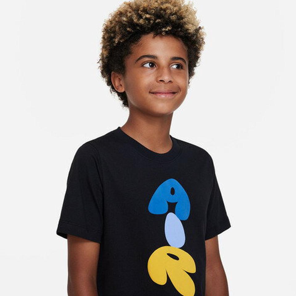 ナイキ（NIKE）（キッズ）半袖Tシャツ キッズ YTH NSW エア DR9656-010