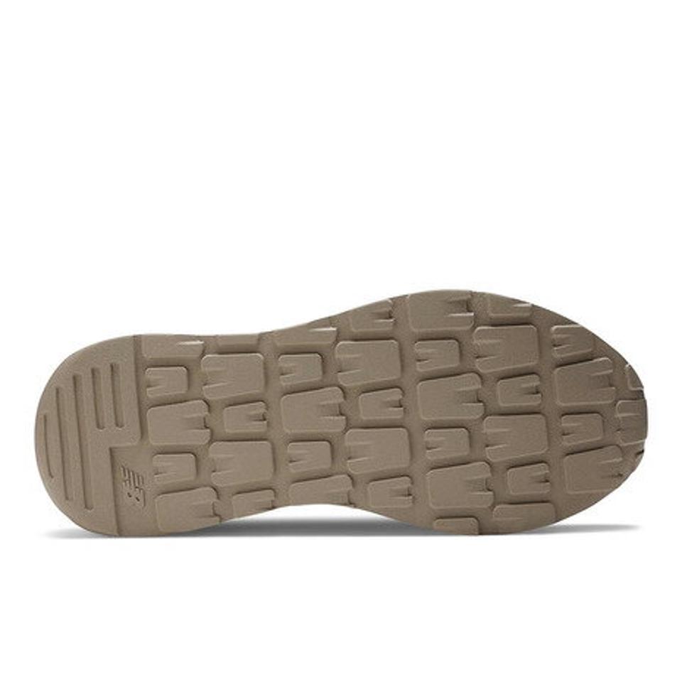 ニューバランス（new balance）（メンズ、レディース） スニーカー 57/40 グレー ベージュ ブラック M5740PS D スエード 厚底 普段履き オールシーズン