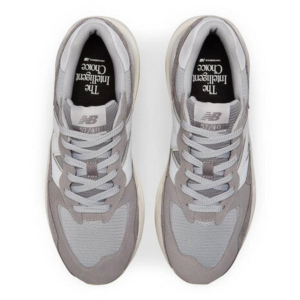 ニューバランス（new balance）（メンズ、レディース） スニーカー 57/40 グレー ベージュ ブラック M5740PS D スエード 厚底 普段履き オールシーズン