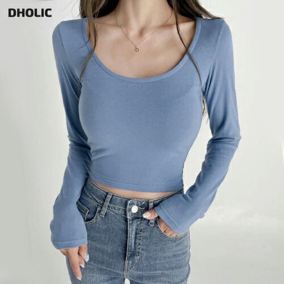 UネッククロップドTシャツ・t03154 レディース 【tops】トップス Tシャツ 長袖 ロンT クロップド丈 Uネック 単色 無地 シンプル ベーシック デコルテ カジュアル 水色 青 肌見せ セクシー ショート丈 短丈 春 秋 韓国ファッション