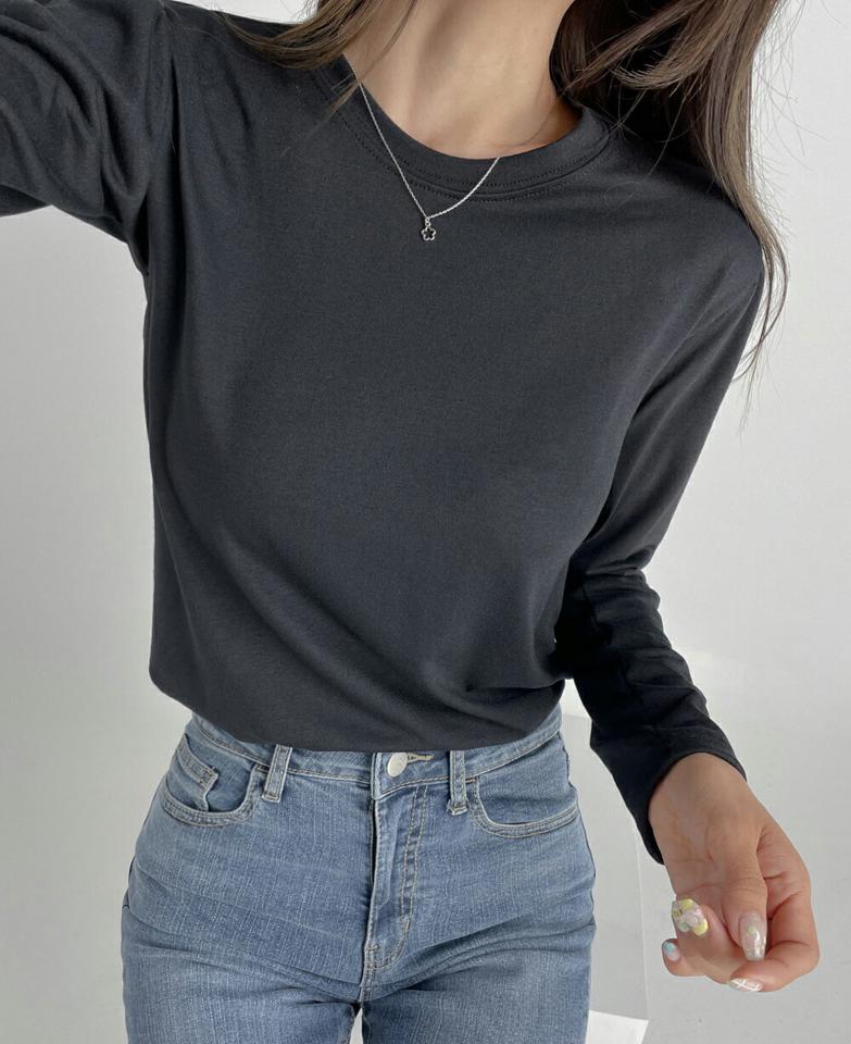 ショルダーギャザーTシャツ・t03157 レディース 【tops】トップス Tシャツ 長袖 ロンT 単色 無地 シンプル ベーシック ギャザー カジュアル 袖コン ラウンドネック ピンク くすみ 大人 春 秋 韓国ファッション 人気