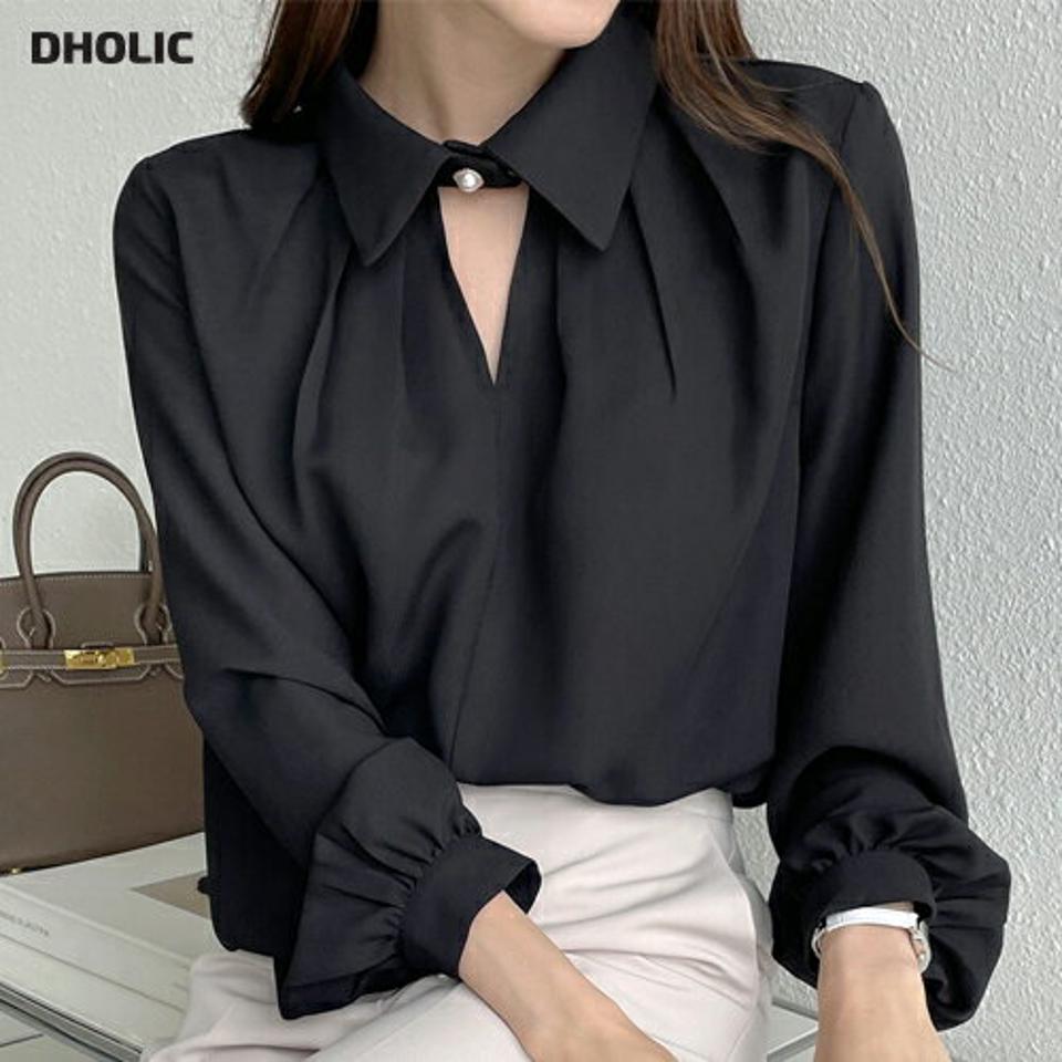 パール調ボタンスリットブラウス・b00979 レディース 【bl】ブラウス トップス 長袖 単色 無地 ユニーク 襟コン 襟 スリット パフ袖 パフスリーブ パール調 フェイクパール ボタン 春 夏 フェミニン オフィス 黒 韓国ファッション HIHOLLI