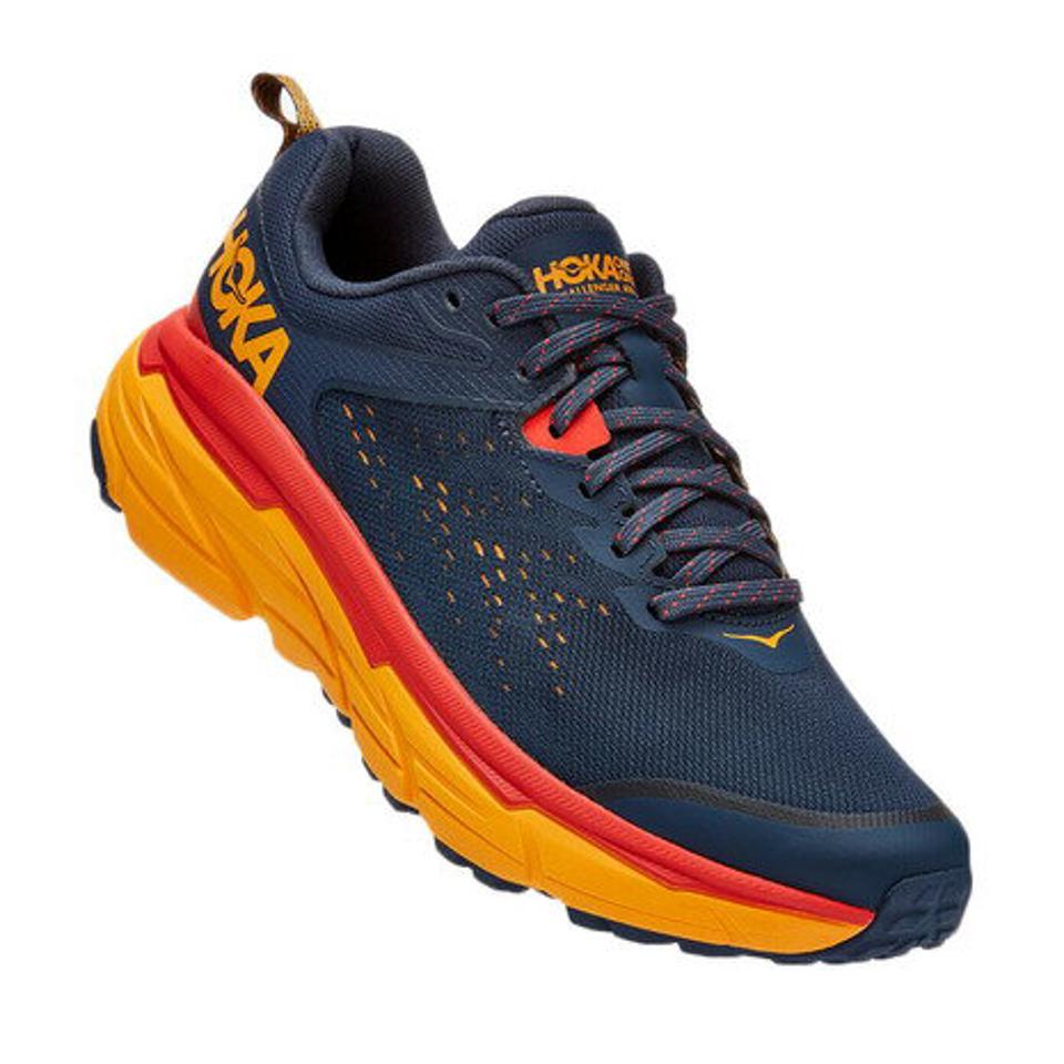 【3/25 24h限定 エントリー＆対象3店舗買い回りで最大P10倍！】ホカ（HOKA）（メンズ）CHALLENGER ATR 6 WIDE ネイビー レッド イエロー 紺 赤 1106513-OSRY ランニングシューズ ジョギング スニーカー スポーツ 運動靴