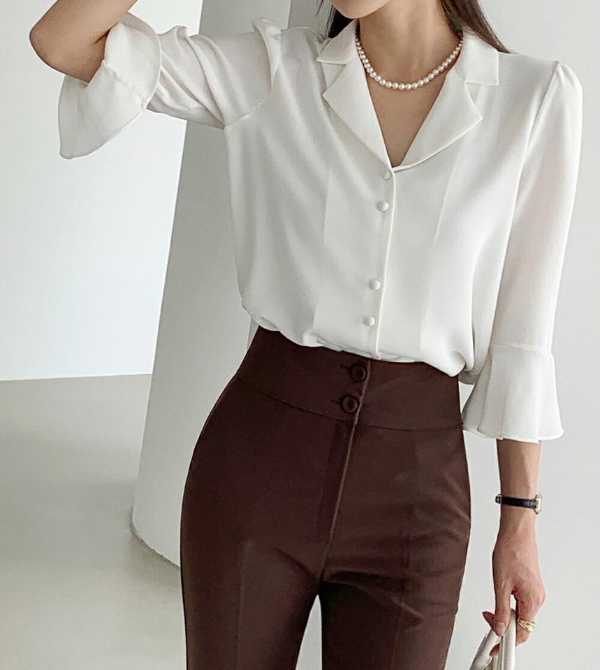 ベルスリーブカラーブラウス・b72531 レディース 【bl】ブラウス トップス 単色 無地 シンプル オフィスカジュアル パステル 7分袖 七分袖 襟 Vネック 鎖骨 デコルテ 大人 上品 ピンク フレア 春 秋 フェミニン 韓国ファッション ハイホリHIHOLLI