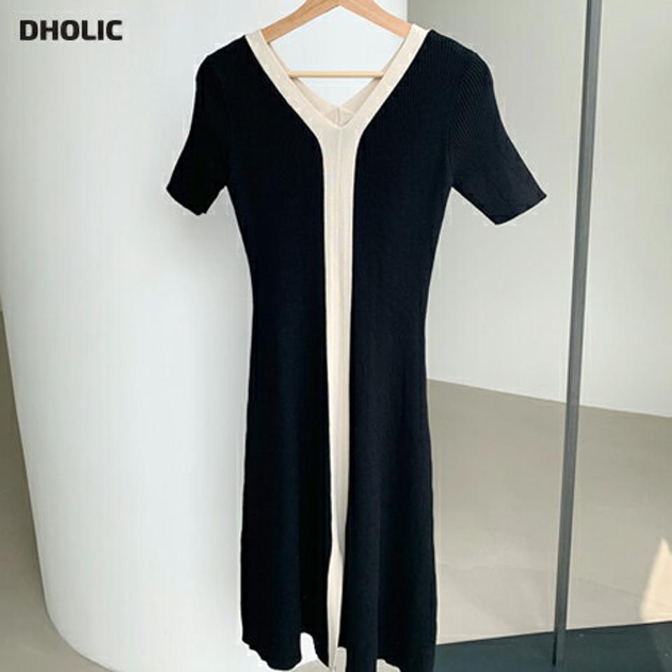 【10%OFF】配色ニットスリットワンピース・t72536 レディース 【ops】ワンピース ロング丈 半袖 ロング丈 ミディ丈 配色 柄 模様 ニット バイカラー Vネック 鎖骨 デコルテ スリット 春 秋 夏 フェミニン 上品 白 黒 韓国ファッション ハイホリHIHOLLI セール SALE