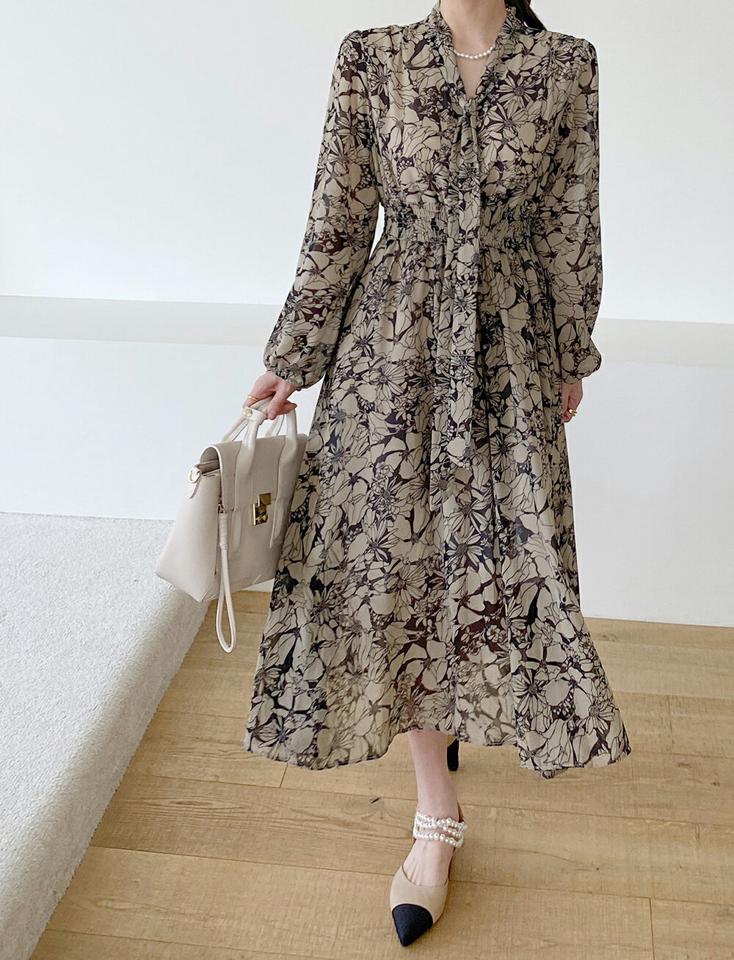 リボン花柄シャーリングワンピース・b72537 レディース 【ops】ワンピース ロング丈 長袖 柄 模様 花柄 Vネック 鎖骨 デコルテ ウエストマーク シャーリング Aライン フレア パフ袖 春 秋 フェミニン ベージュ 韓国ファッション ハイホリHIHOLLI
