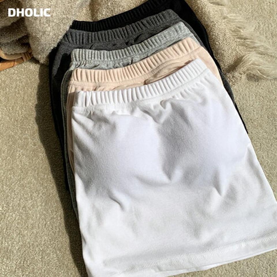 カップチューブトップ・t72566 レディース 【tops】トップス チューブトップ カップ付 カップ内蔵 クロップド丈 単色 無地 シンプル ベーシック 鎖骨 デコルテ 楽ちん 春 夏 秋 カジュアル インナー 白 ホワイト 韓国ファッション ハイホリHIHOLLI