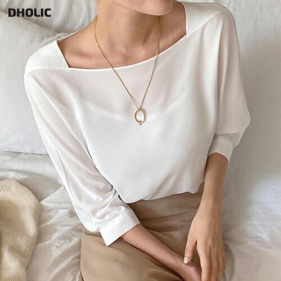 スクエアネックブラウス・b01551 レディース 【bl】トップス ブラウス スクエアネック デコルテ 大人 上品 きれいめ オフィスカジュアル 七分袖 七分丈 7分袖 7分丈 単色 無地 シンプル フェミニン 春 秋 人気 韓国ファッション