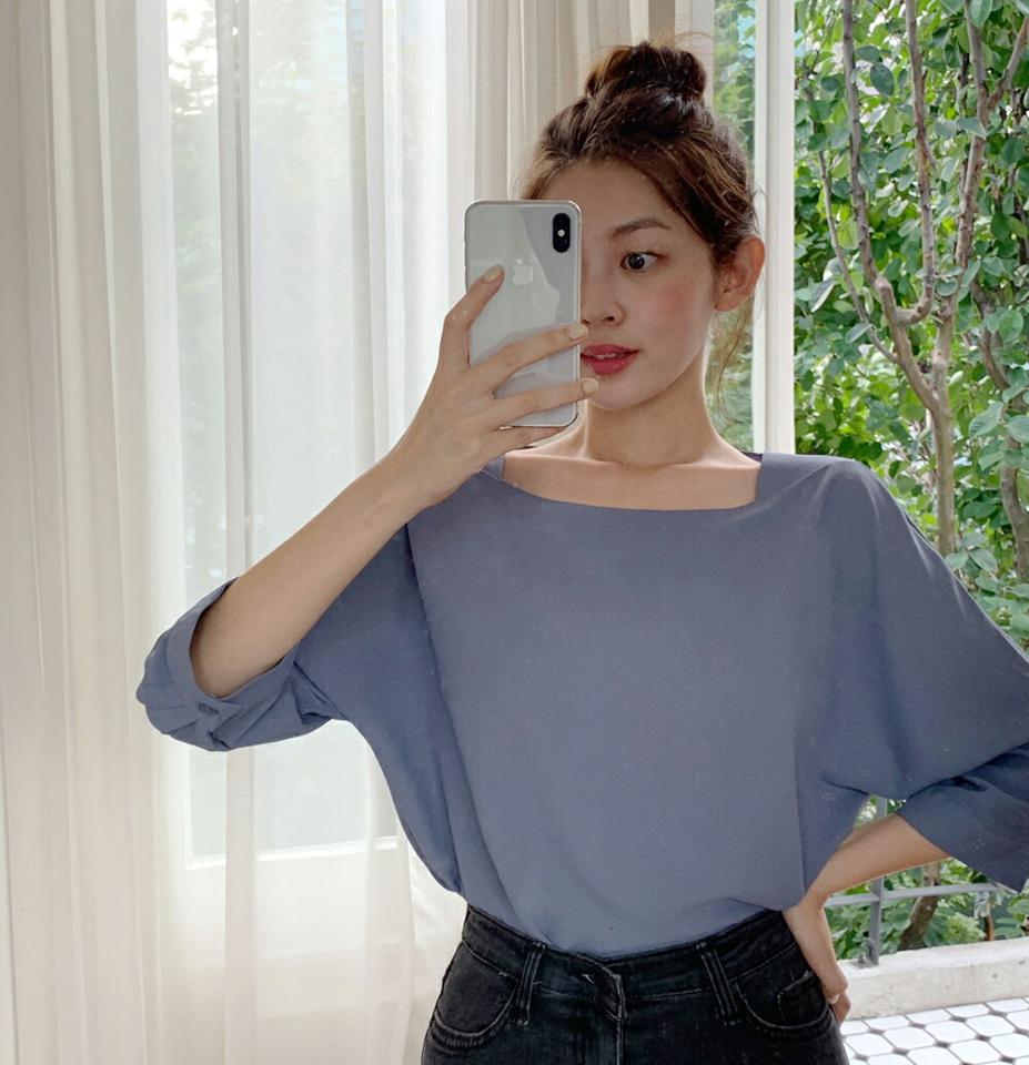 スクエアネックブラウス・b01551 レディース 【bl】トップス ブラウス スクエアネック デコルテ 大人 上品 きれいめ オフィスカジュアル 七分袖 七分丈 7分袖 7分丈 単色 無地 シンプル フェミニン 春 秋 人気 韓国ファッション