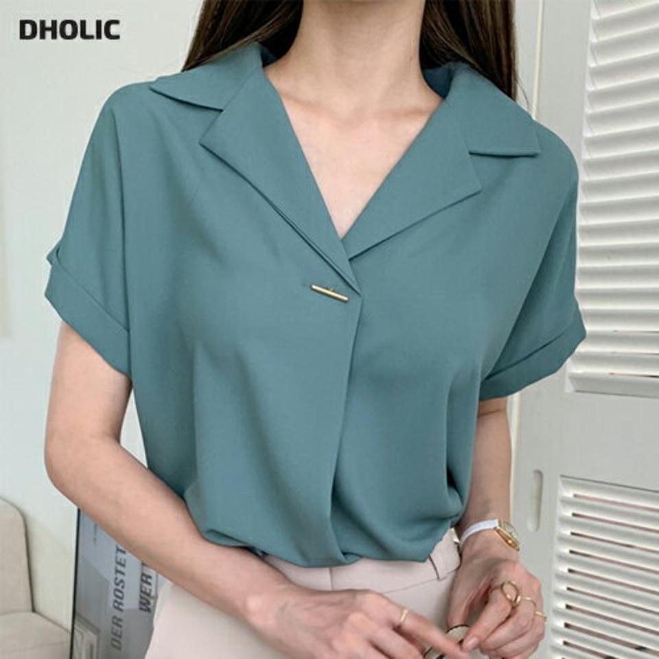 ゴールドバーカラーブラウス・72830 レディース 【bl】ブラウス トップス 半袖 単色 襟 Vネック 鎖骨 デコルテ 襟コン 春 夏 フェミニン オフィスカジュアル 高級感 上品 きれいめ フェミニン 緑 大人 韓国ファッション ハイホリHIHOLLI
