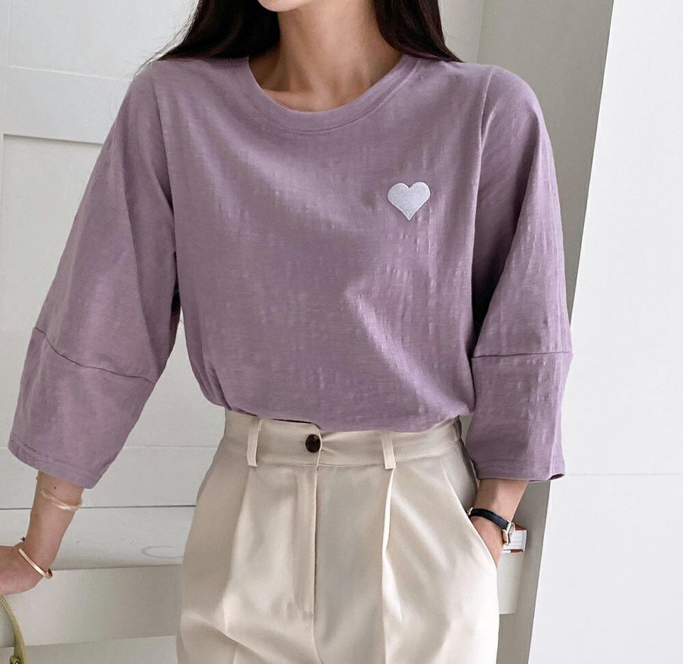 【4DAY限定SALE】ハート刺繍パフTシャツ・b01008 レディース 【tops】トップス Tシャツ 七分袖 7分袖 ハート 刺繍 ポイント ポイント パフ袖 春 夏 秋 フェミニン カジュアル かわいい 可愛い キュート ラブリー 白 ホワイト 韓国ファッション HIHOLLI