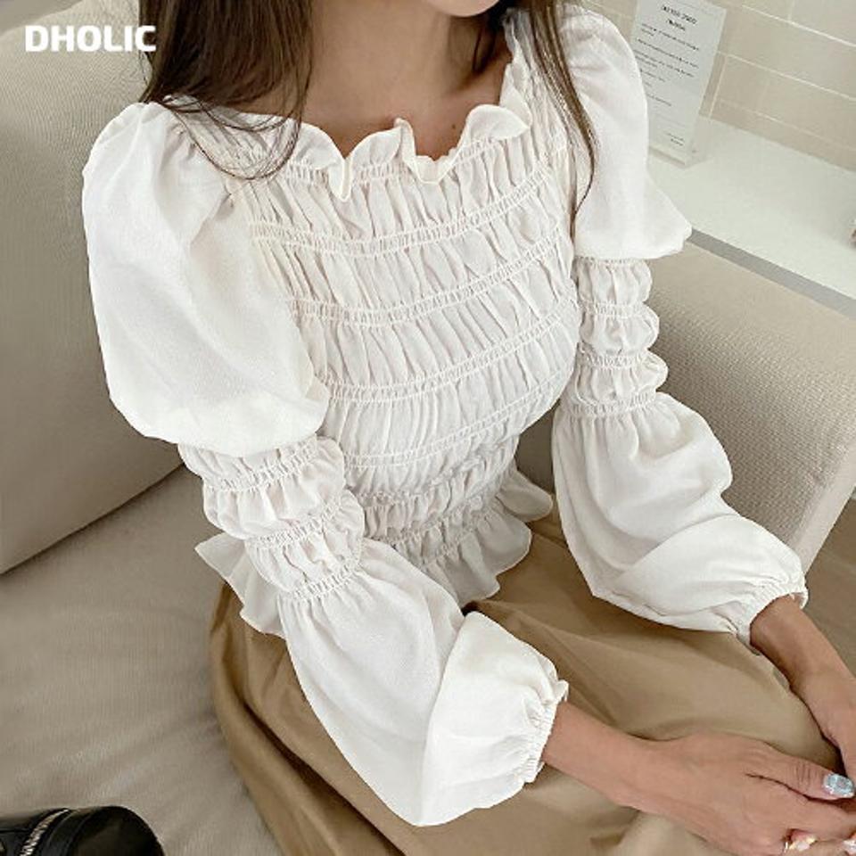 ボートネックシャーリングパフブラウス・t68411 レディース 【bl】トップス ブラウス 長袖 パフスリーブ シャーリング ボートネック フリル ガーリー かわいい 可愛い フェミニン 大人 ショート丈 単色 インしない ボリュームスリーブ 春 秋 韓国ファッション クリスマス