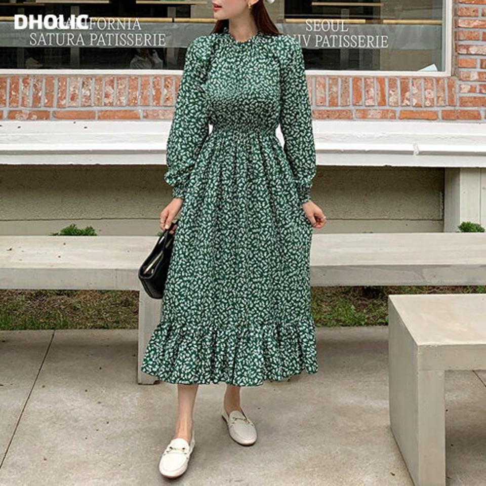 小花柄シャーリングワンピース・b68421 レディース 【ops】ワンピース ロング丈 長袖 花柄 小花柄 シャーリング 総柄 かわいい フェミニン 大人 緑 モダン Aライン ラッフルヘム ハーフネック 春 秋 韓国ファッション