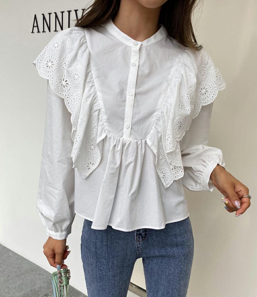 アイレットレースラッフルブラウス・t68414 レディース 【bl】トップス ブラウス 長袖 アイレット レース ラッフル フリル ガーリー レトロ 袖コン ピンク くすみ バンドカラー ギャザー フレア 花柄 スカラップ パフスリーブ 春 秋 韓国ファッション