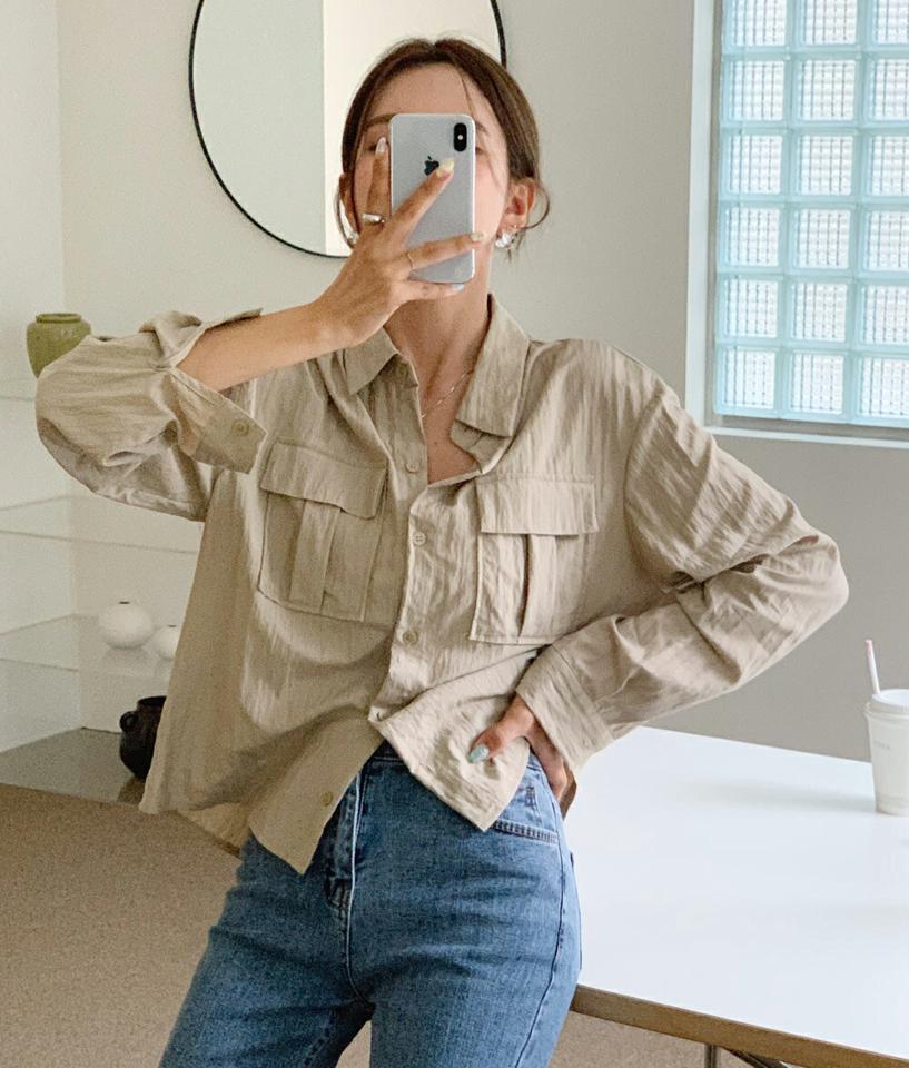 ポケットシャツ・t68422 レディース 【bl】トップス シャツ 長袖 ポケット ベージュ 大人 カジュアル ラフ 単色 無地 シンプル ナイロン混 ドロップショルダー 春 秋 韓国ファッション