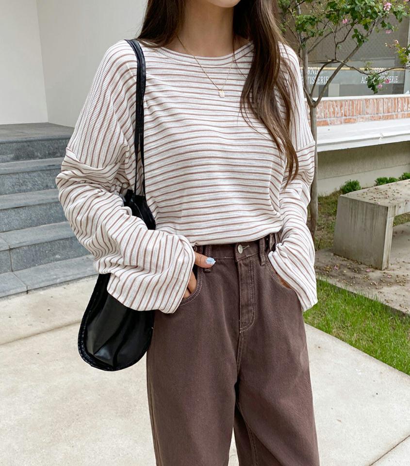 ユニセックスボーダーTシャツ・t68409 レディース 【tops】トップス Tシャツ ロンT ボーダー柄 長袖 シンプル カジュアル ラフ ラウンドネック ゆったり オーバーサイズ スリット リブ ドロップショルダー フレンチ 春 秋 韓国ファッション 人気