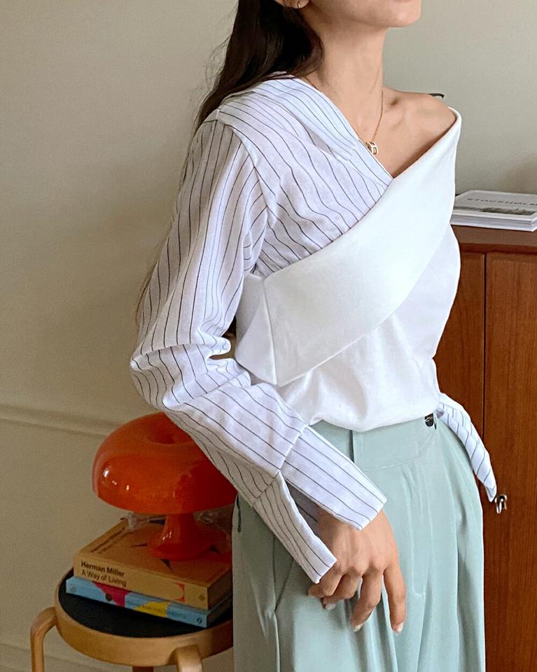 2WAYストライプシャツドッキングTシャツ・t67094 レディース 【tops】トップス 長袖 異素材 ドッキング ストライプ柄 ユニーク デコルテ 肩出し 大人 爽やか カジュアル Vネック オフショルダー 春 バイカラー 秋 韓国ファッション