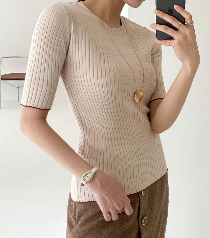 配色リブ半袖ニット・b72570 レディース 【tops】トップス ニット 年上 半袖 配色 柄 模様 サマーニット スリム 細身 リブ タイト 春 夏 秋 フェミニン 端正 オフィスカジュアル かわいい 可愛い 大人 白 ホワイト 韓国ファッション ハイホリHIHOLLI