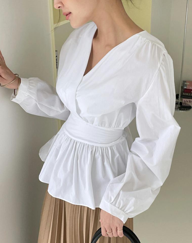 カシュクールペプラムブラウス・t72574 レディース 【bl】ブラウス トップス 長袖 ウエストマーク カシュクール Vネック デコルテ パフ袖 パフスリーブ お腹カバー 春 夏 秋 フェミニン きれいめ 白 ホワイト インしないブラウス 韓国ファッション ハイホリHIHOLLI