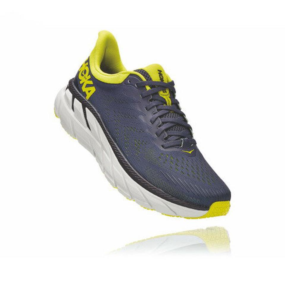 【ランニング対象品購入&エントリーでP10倍！8/19 20:00〜8/28 23:59】ホカ（HOKA） ランニングシューズ クリフトン7 (CLIFTON7) 1110508-OGEP ジョギングシューズ マラソン （メンズ）