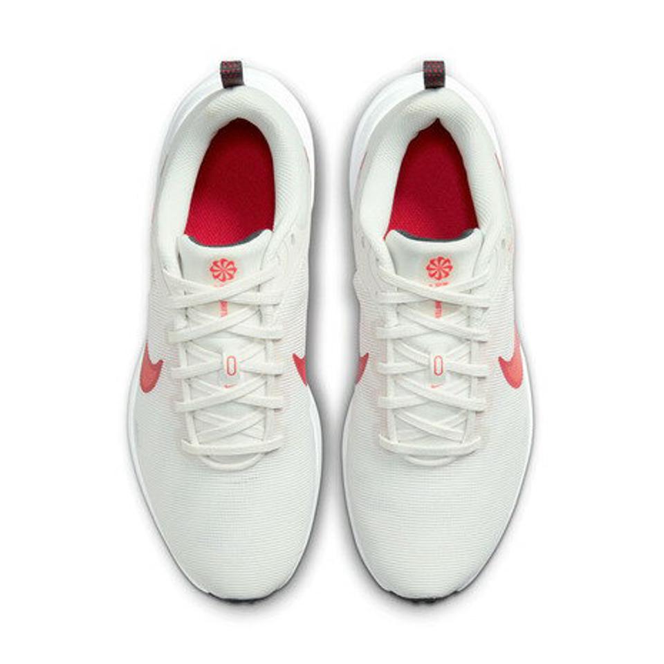 ナイキ（NIKE）（レディース）ダウンシフター 12 ホワイト レッド 白 赤 DD9294 004 ランニングシューズ ジョギングシューズ スポーツ スニーカー 運動靴