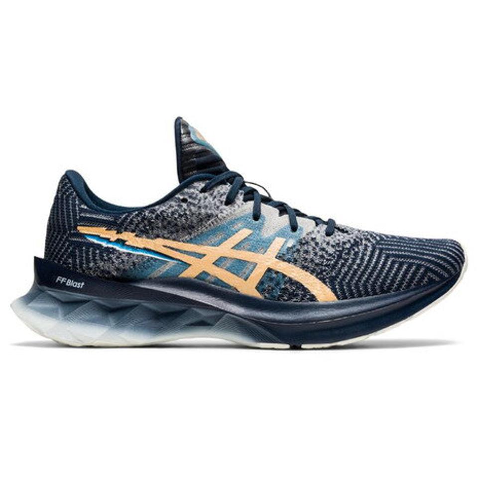 【ランニング対象品購入&エントリーでP10倍！8/19 20:00〜8/28 23:59】アシックス（ASICS） ランニングシューズ ノヴァブラスト NOVABLAST 1012B006.400 ジョギングシューズ （レディース）
