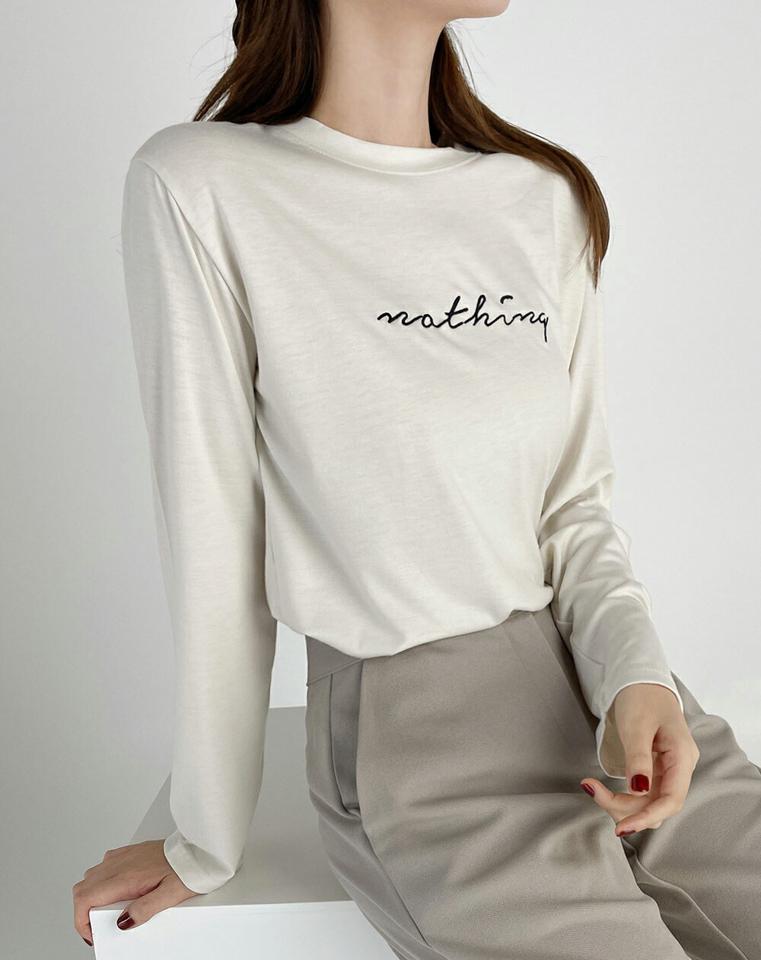 刺繍レタリングTシャツ・t67139 レディース 【tops】トップス Tシャツ ロンT ロゴ レタリング 長袖 刺繍 カジュアル シンプル ラウンドネック 春 秋 韓国ファッション